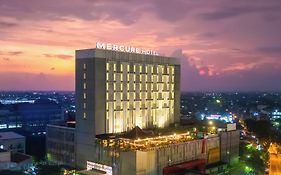 Mercure Solo
